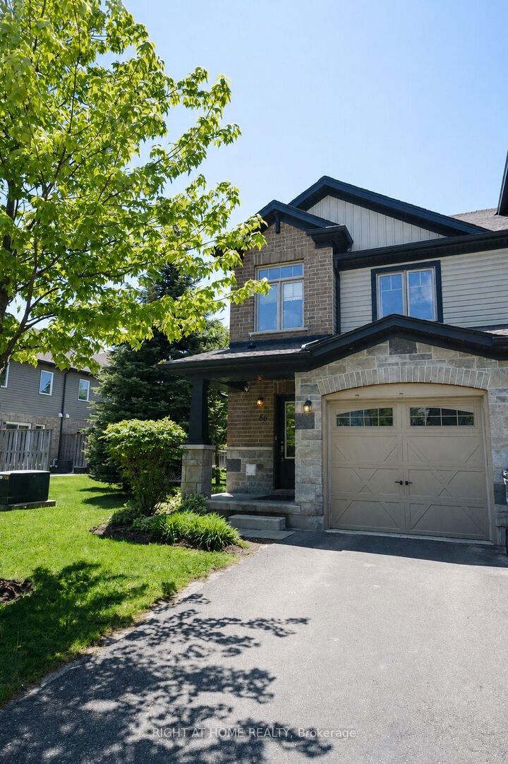 66 Arlington Crescent — photo 1