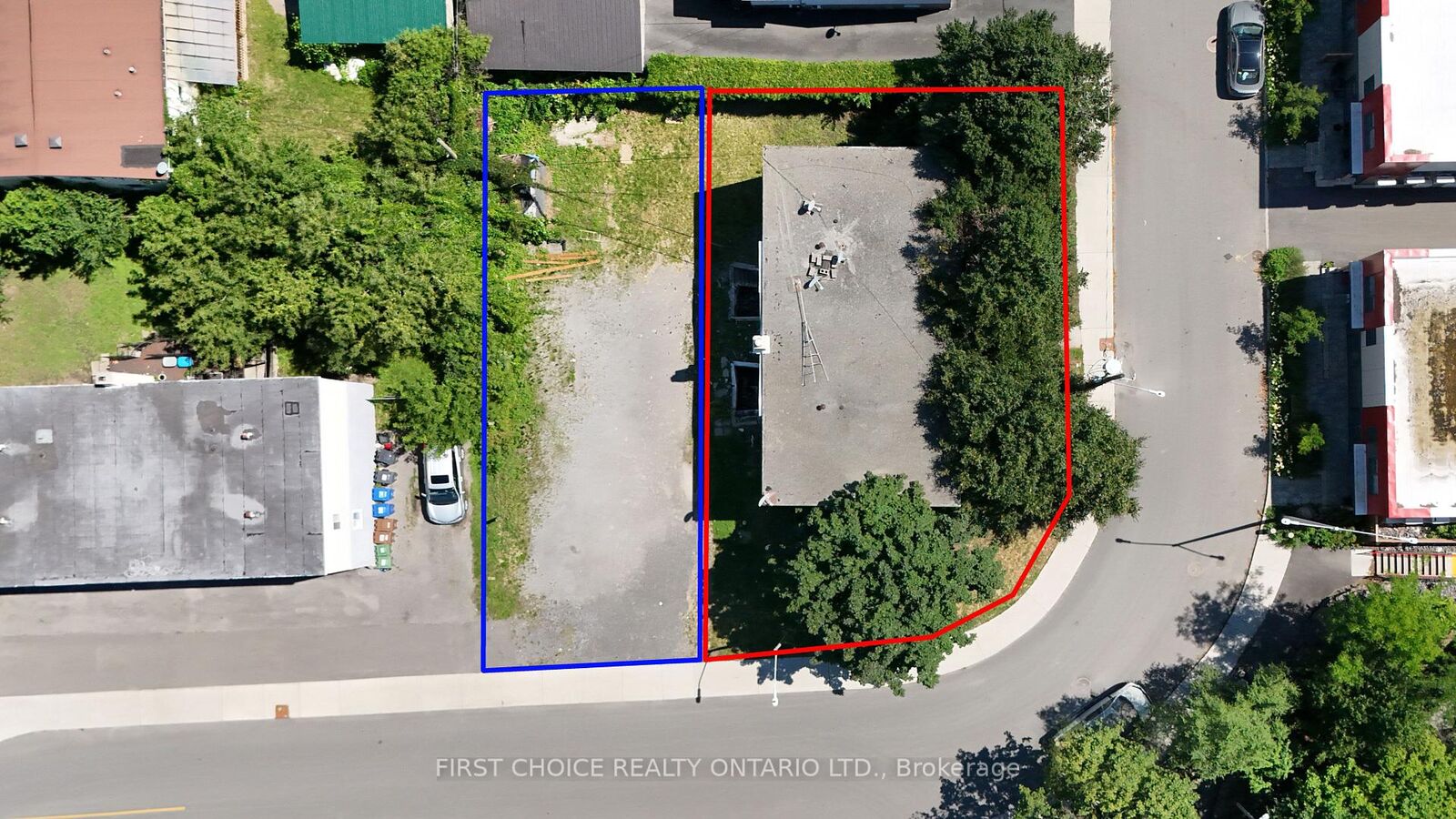 Property Photo:  255 St Denis Street  ON K1L 5J6 