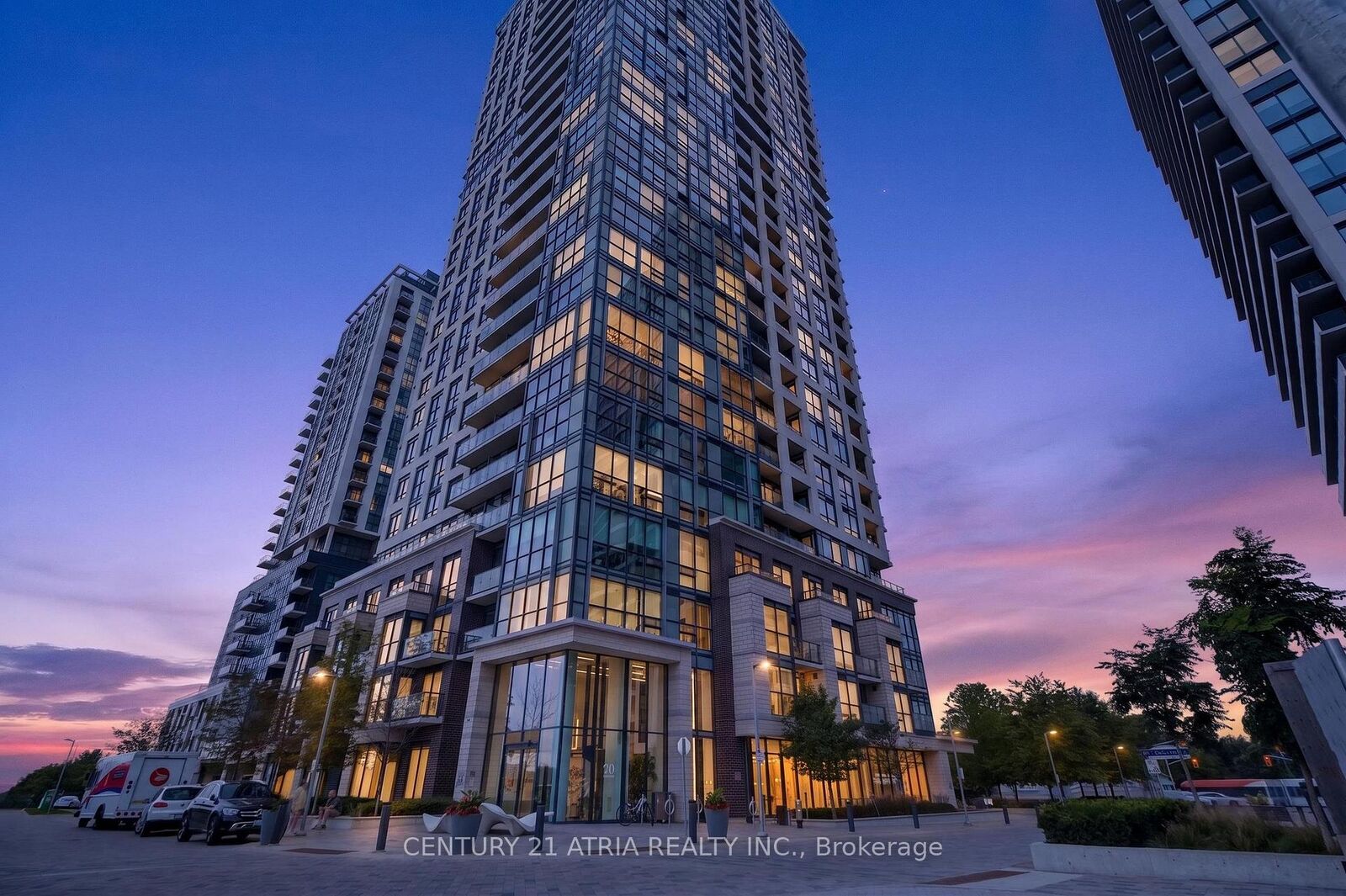 Property Photo:  20 Thomas Riley Road 1308  ON M9B 0C3 