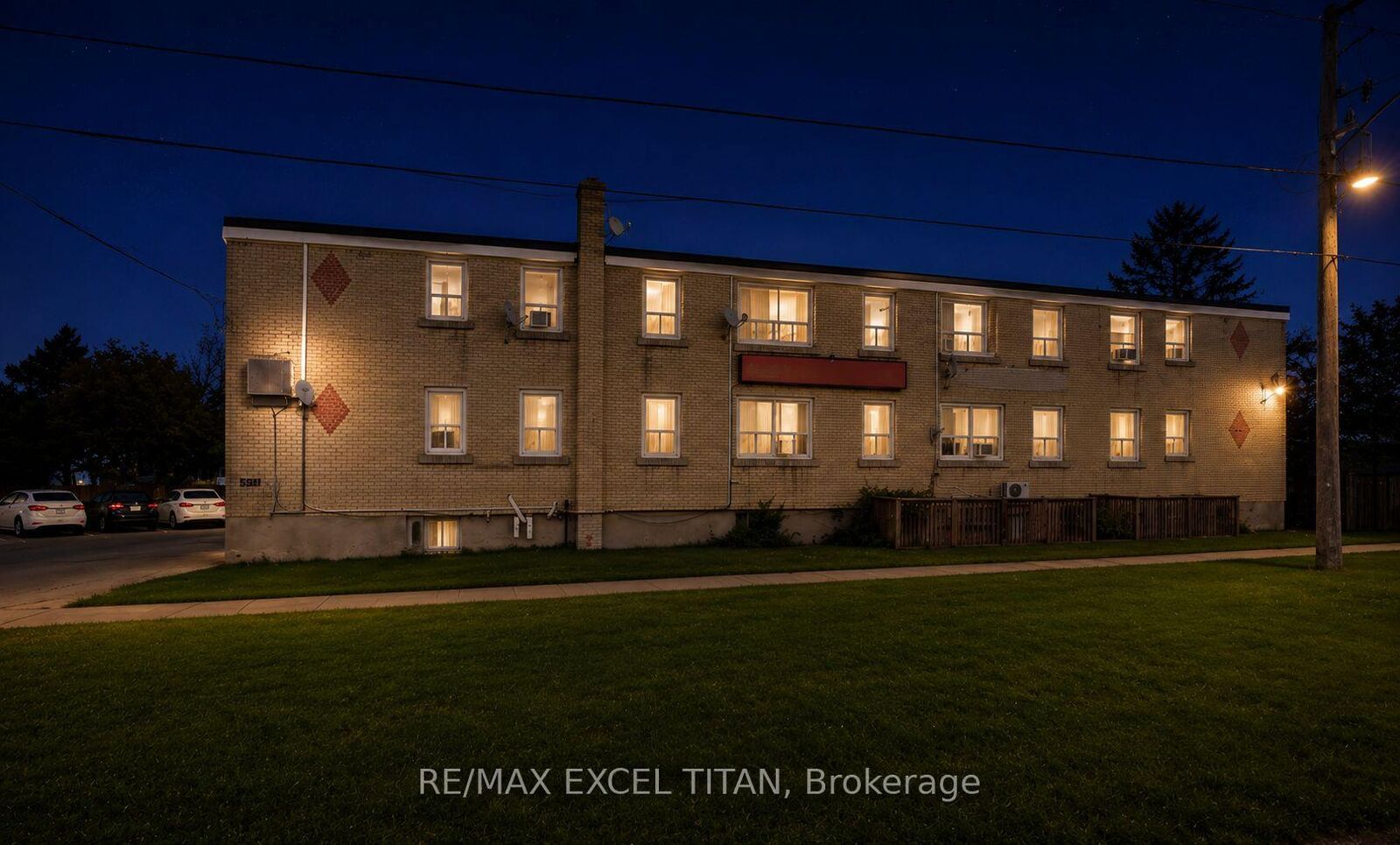 Property Photo: 1201 Cedar Street 24 ON L1J 3P1