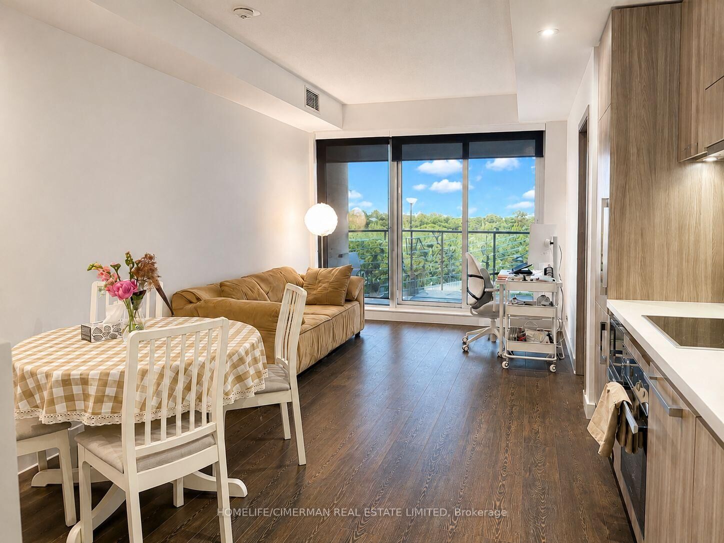 Property Photo:  27 McMahon Drive 905  ON M2K 0J2 