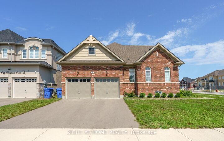 Property Photo: 2 Cliff Thompson Court ON L0E 1R0