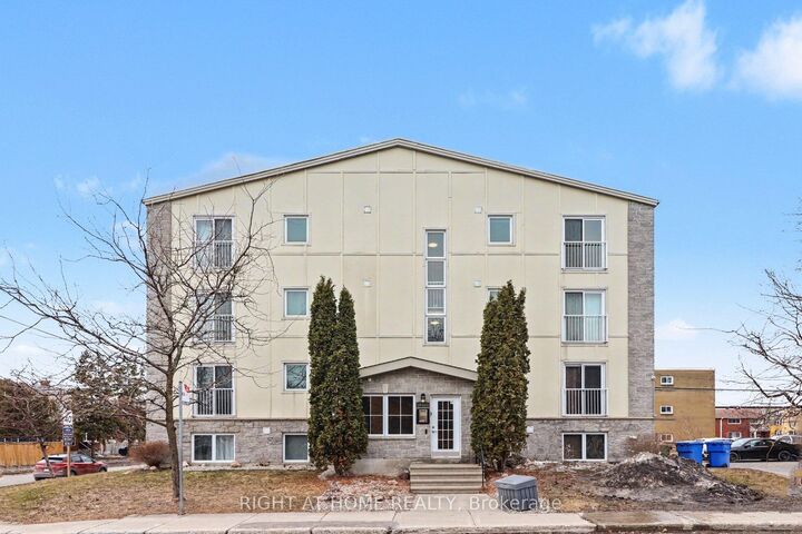 Property Photo: 646 Cummings Avenue 202 ON K1K 2K6