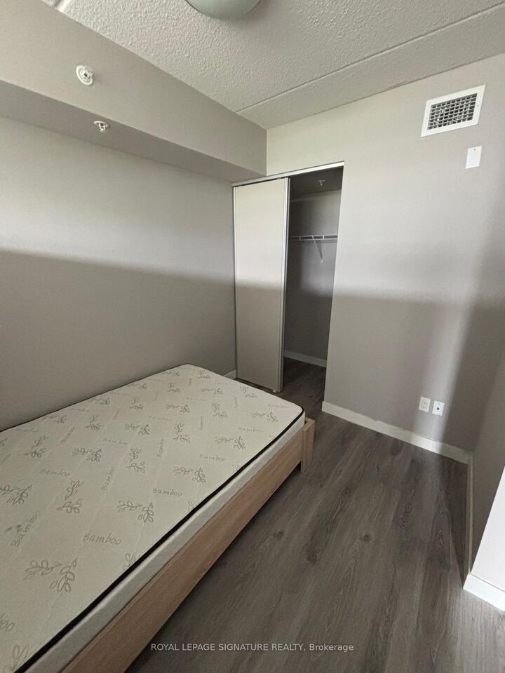 Property Photo: 308 Lester Street 306 ON N2L 3W7