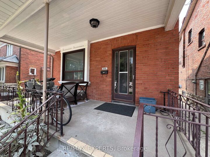 Property Photo: 366 Lauder Avenue 2nd Floor ON M6E 3H8