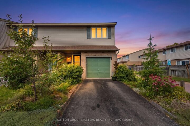 52 Coventry Crescent 34 — photo 1