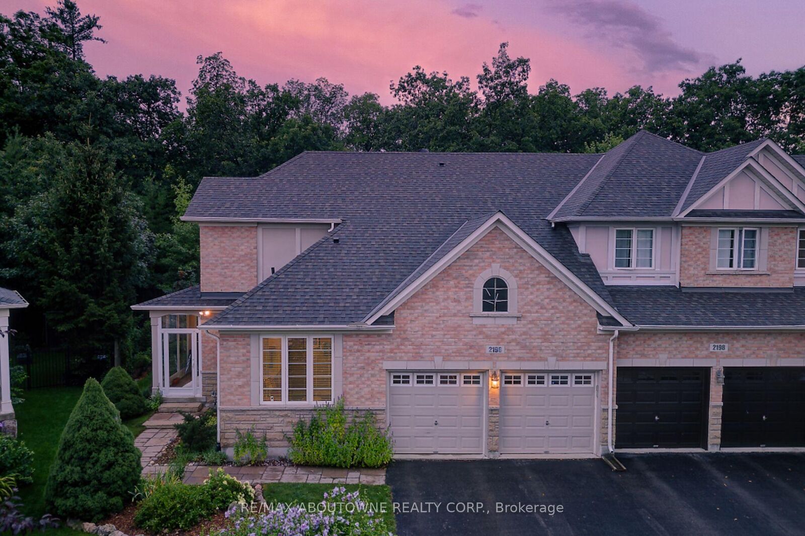 Property Photo: 2196 Emily Circle ON L6M 0E5