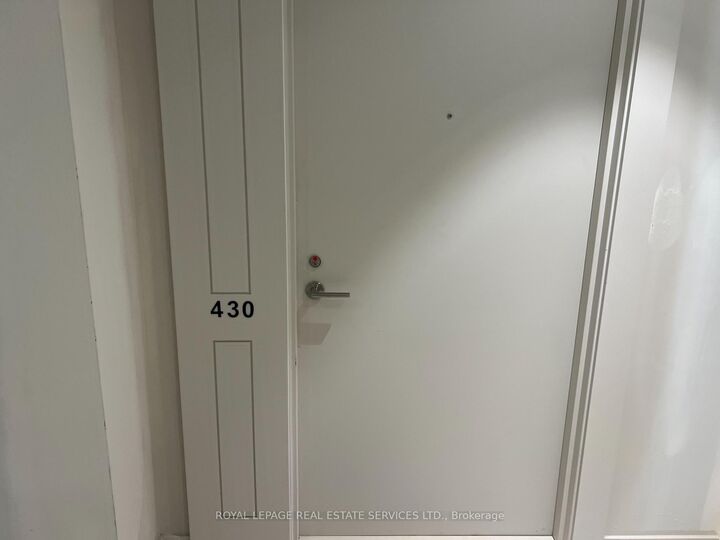 Property Photo: 4010 Eglinton Avenue W 430 ON M9A 0G5