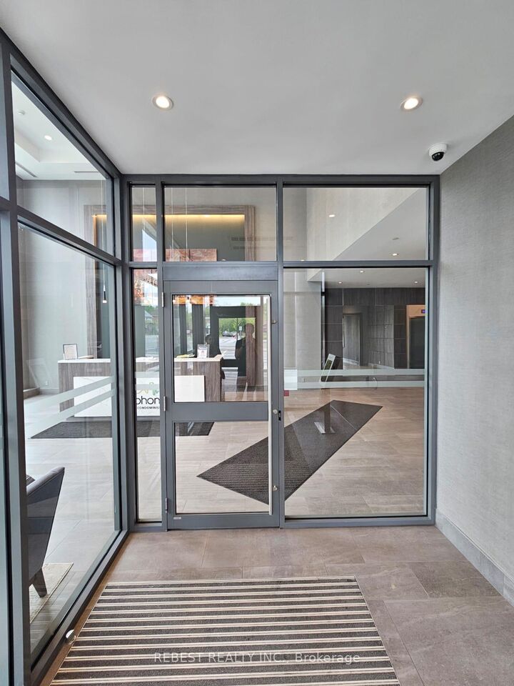 Property Photo: 15 Lynch Street ON L6W 0C7