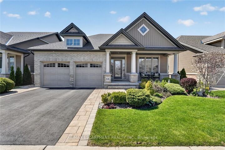 Property Photo: 58 Forestview Court ON L0R 2A0