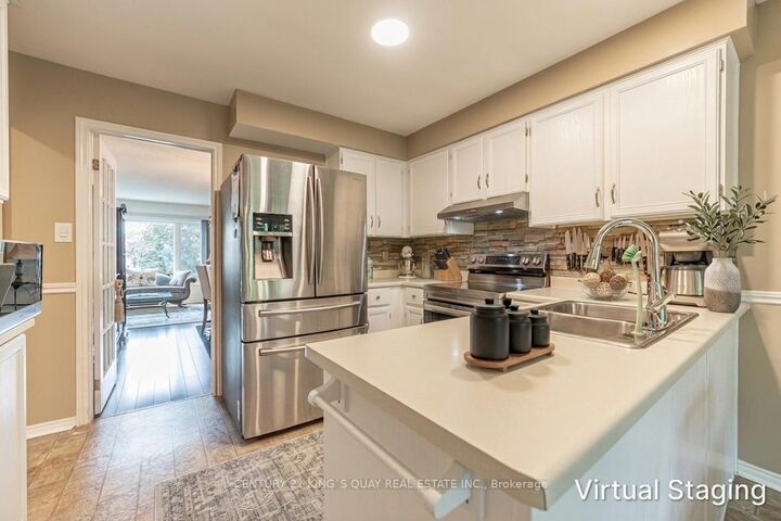 40 Stonehill Boulevard — photo 1