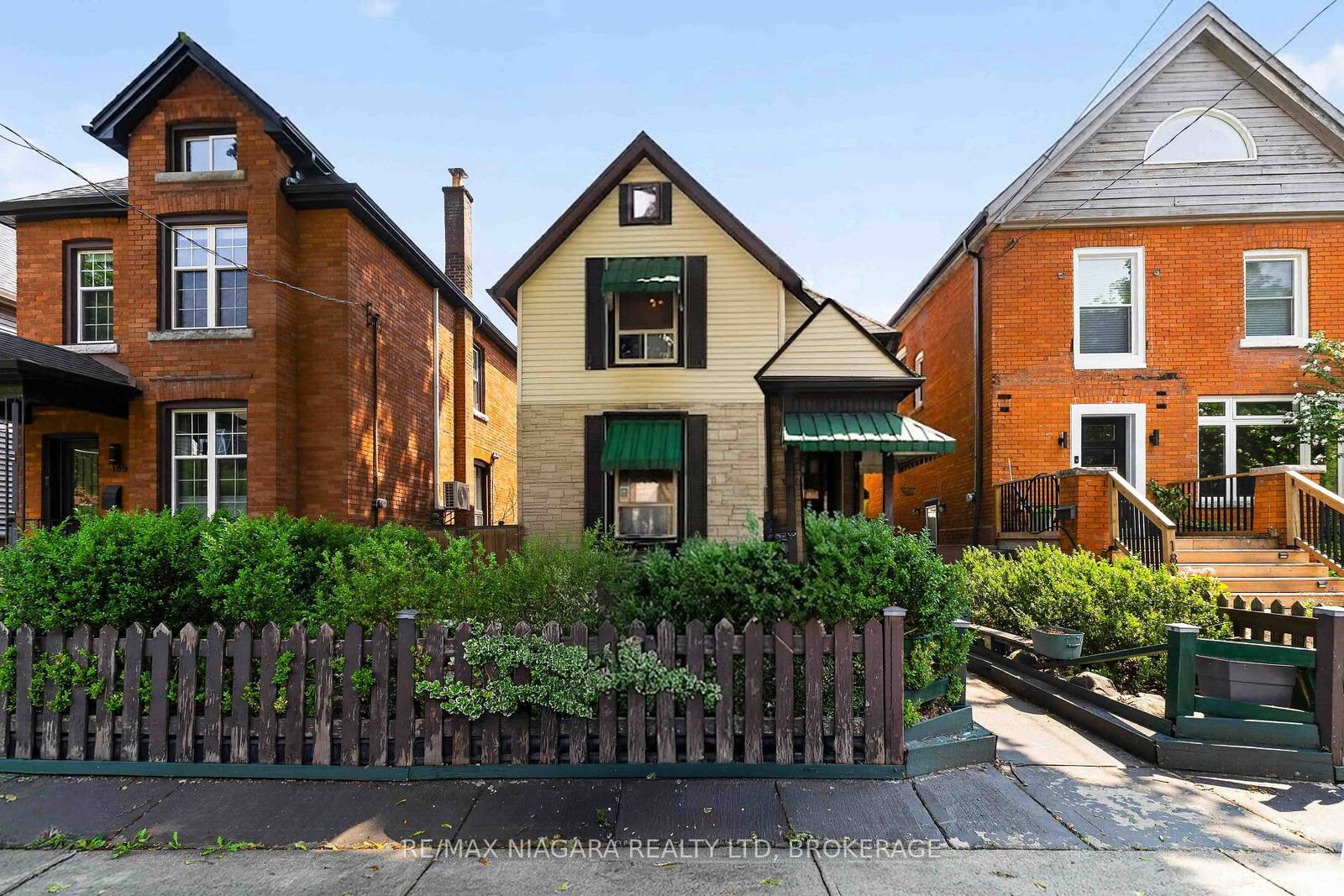 Property Photo: 187 Emerald Street S ON L8N 2V6