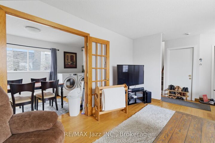 Property Photo:  621 Willow Crescent  ON K9A 2B4 