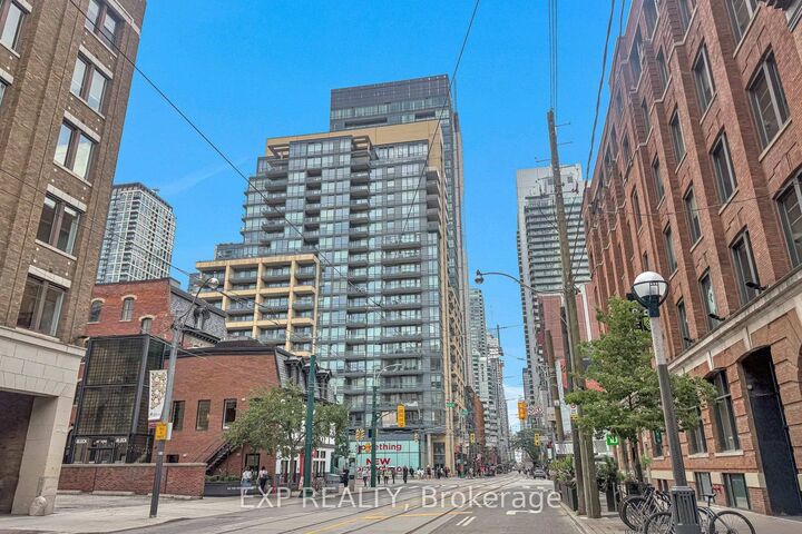 Property Photo: 438 King Street W 912 ON M5V 3T9