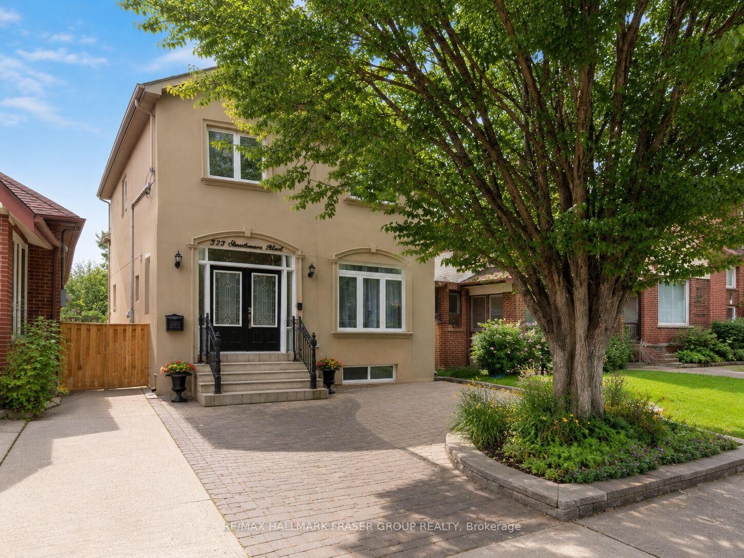 Property Photo:  373 Strathmore Boulevard Basement  ON M4C 1N4 