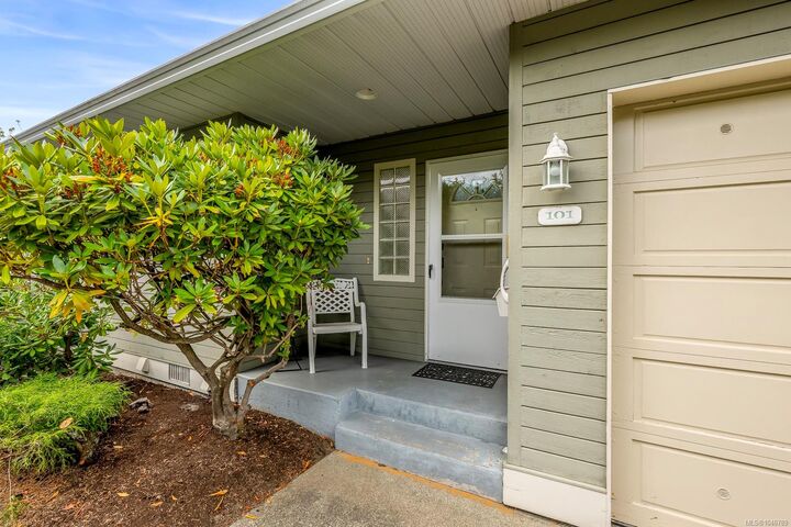 Property Photo: 1400 Tunner Dr #101 BC V9N 8S2