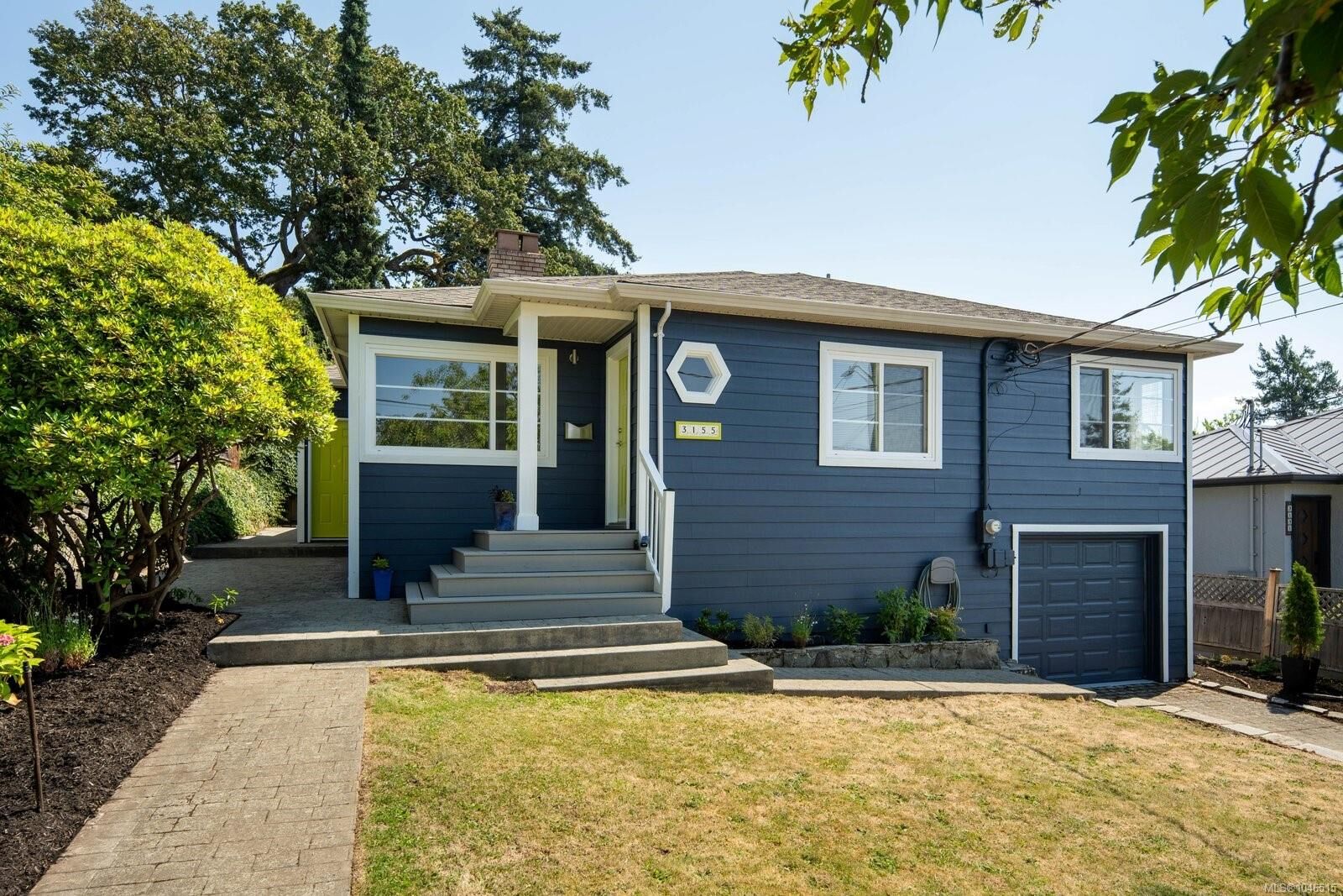 Property Photo:  3155 Mars St  BC V8X 1B9 
