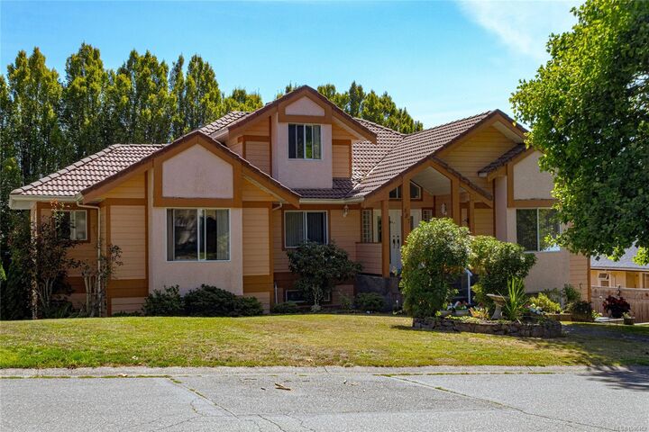 897 Maltwood Terr — photo 1