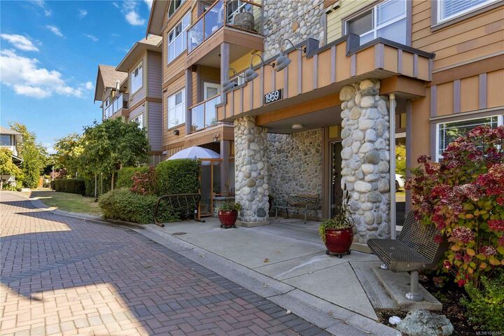Property Photo: 1959 Polo Park Crt #208 BC V8M 2K1