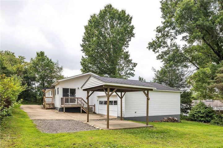 Property Photo:  139 Booth Road  PA 15656 