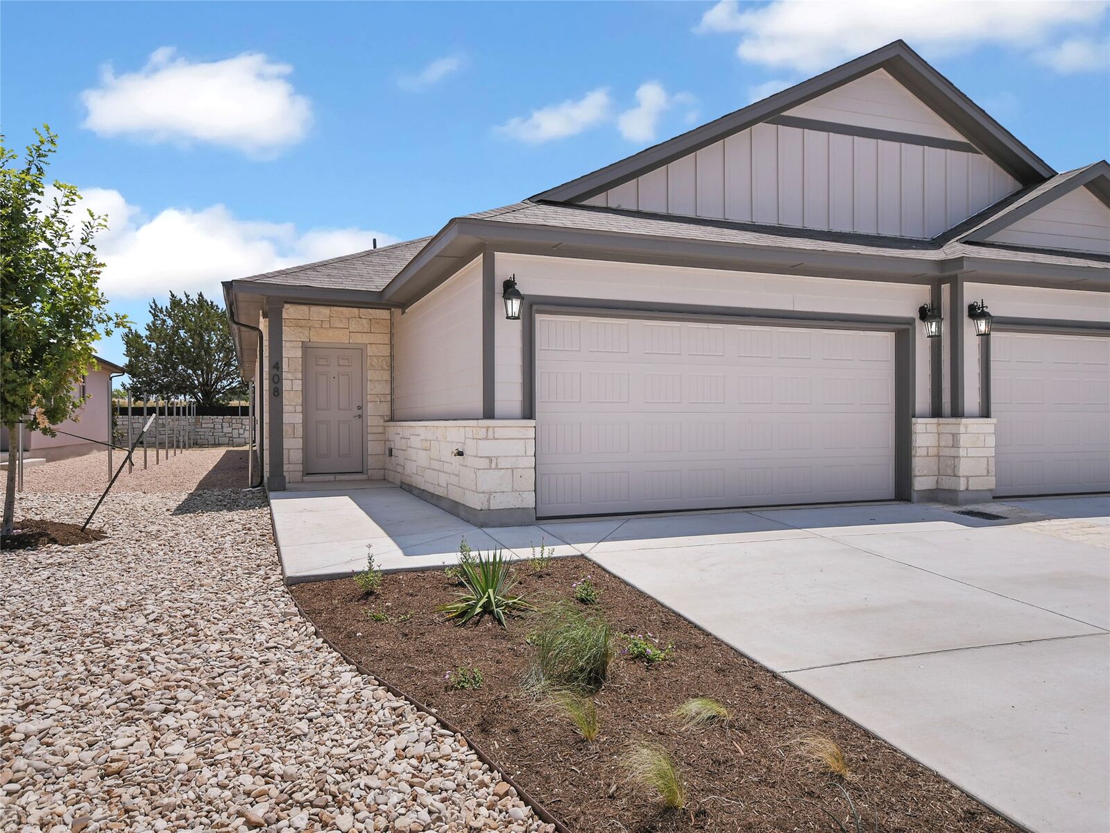 Property Photo:  408 Parkline Drive  TX 78626 