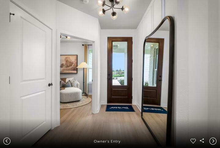 Property Photo:  204 Frontera Drive  TX 78602 