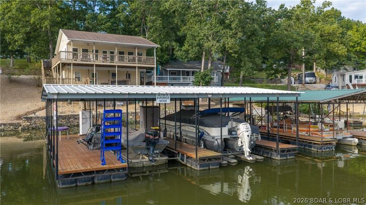 Property Photo: 801 Applewood Drive MO 65326