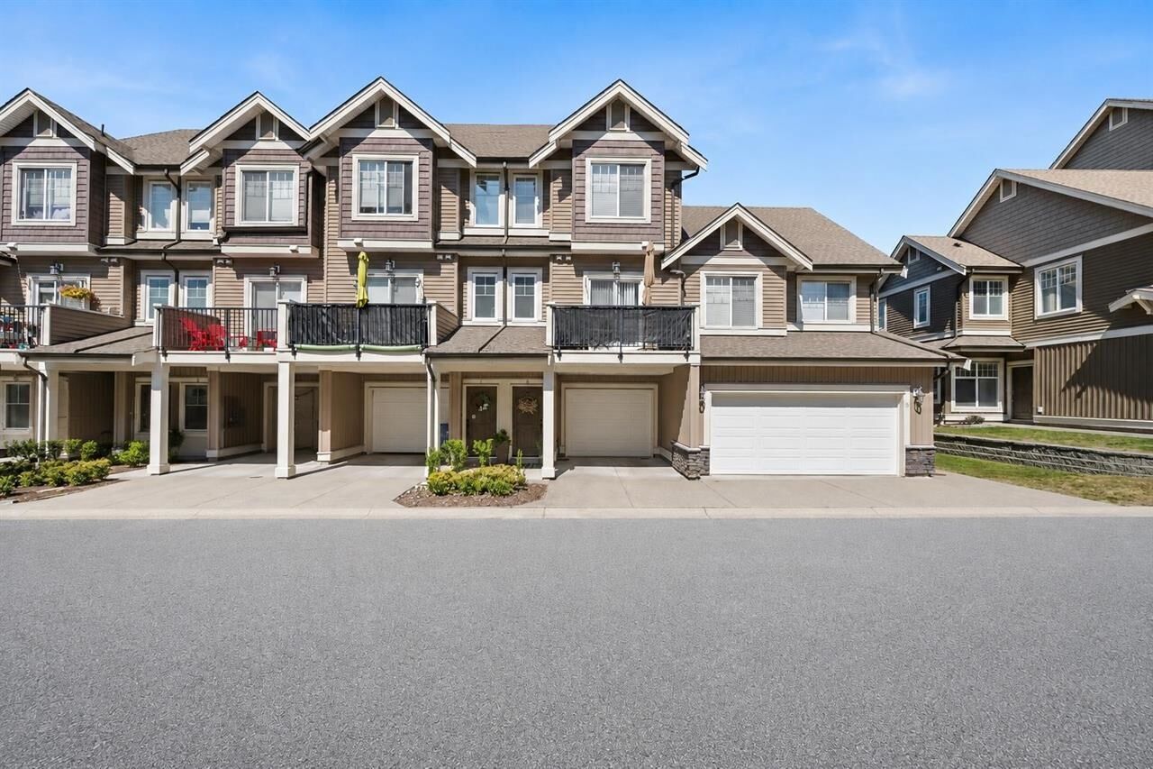 Property Photo: 32792 Lightbody Court 6 BC V4S 0B4