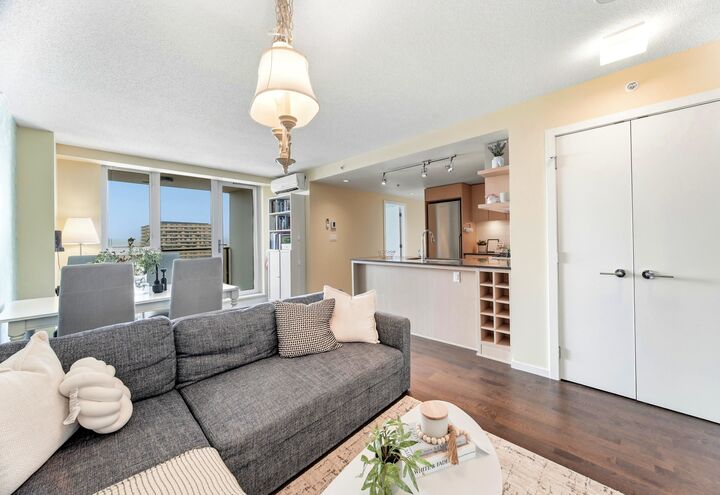 7888 Ackroyd Road 1209 — photo 1