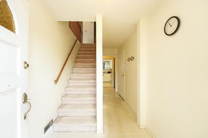 Property Photo: 15309 95A Avenue BC V3R 8J8