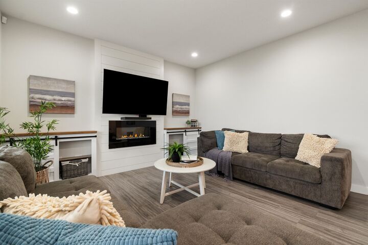 6262 Rexford Drive 22 — photo 1