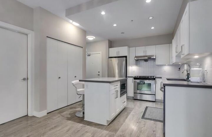 Property Photo:  963 Charland Avenue 2308  BC V3K 0E2 