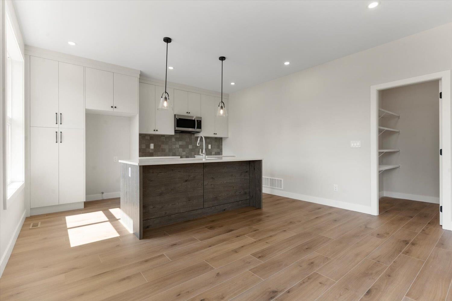 Property Photo: 46058 Bonny Avenue 1 BC V2P 3H6