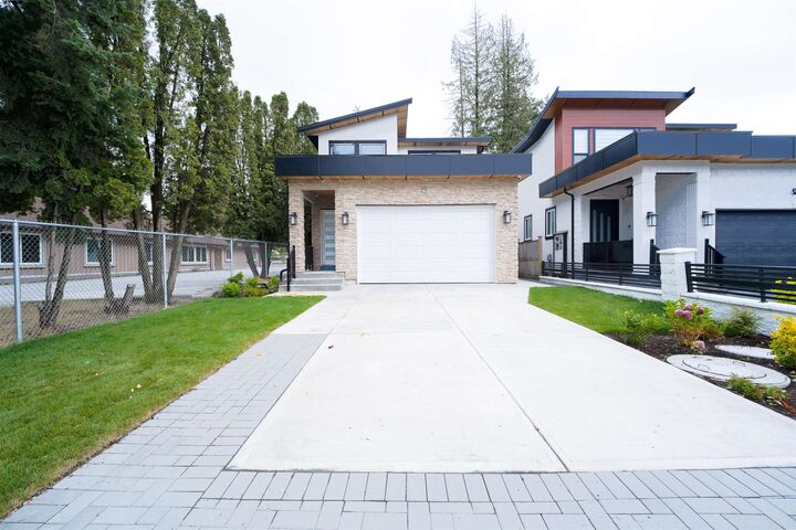 Property Photo: 11692 96 Avenue BC V4C 3W7