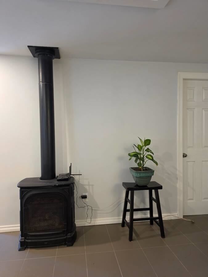 Property Photo:  737 Robinson  BC V3J 4E9 