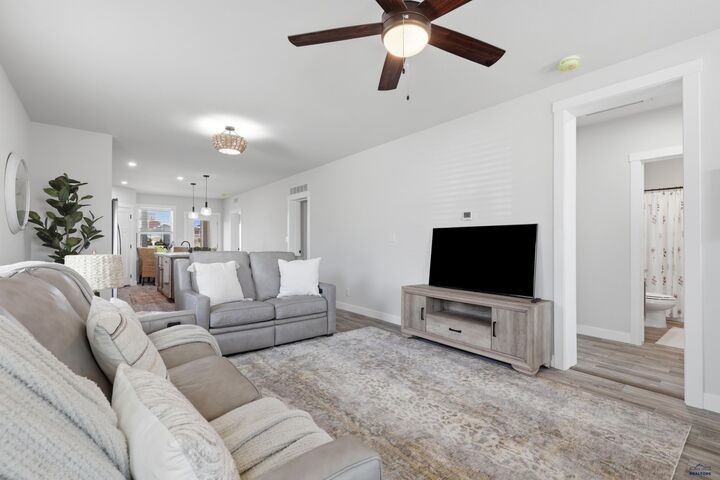 Property Photo:  1661.121 E Philadelphia Home 121  SD 57703 