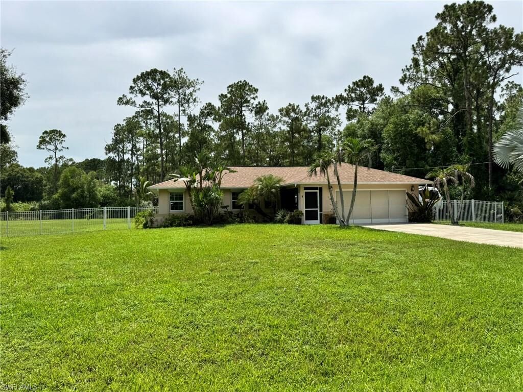 Property Photo:  13 Wellington Ave  FL 33936 