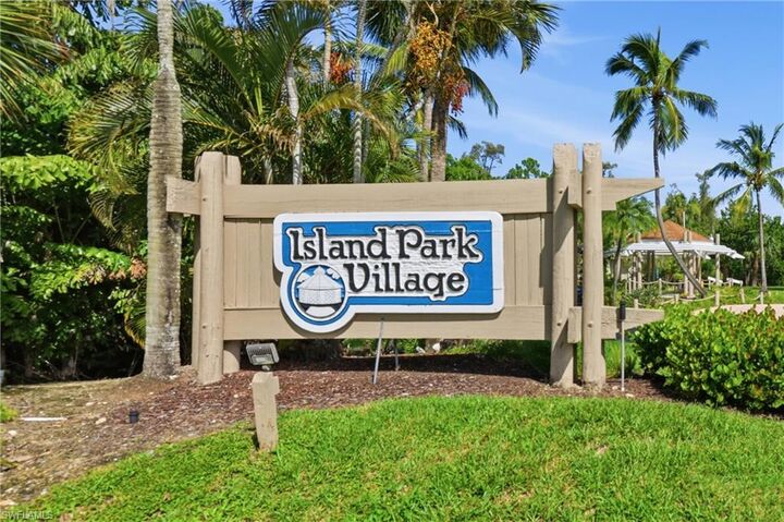 Property Photo: 17719 Island Inlet Ct FL 33908