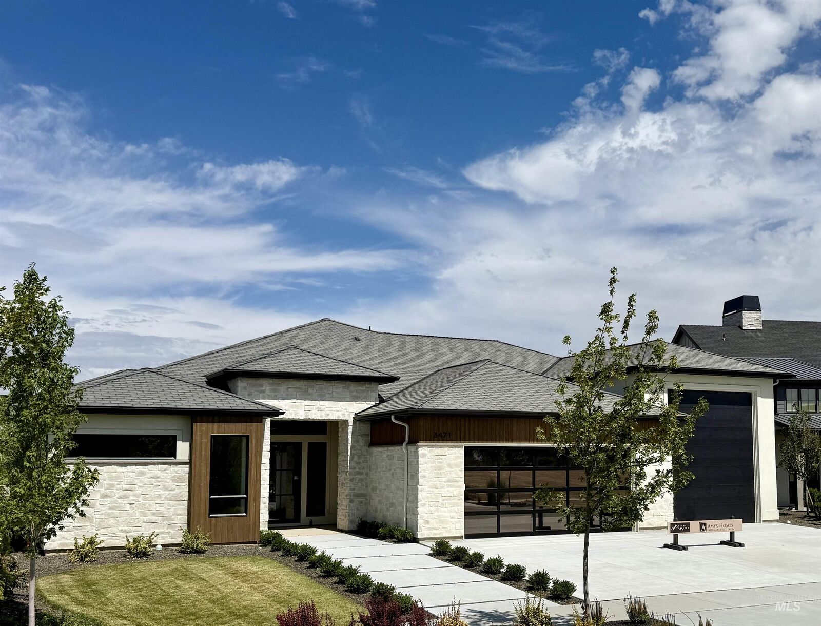 Property Photo: 3471 N Harvest Moon Way ID 83616