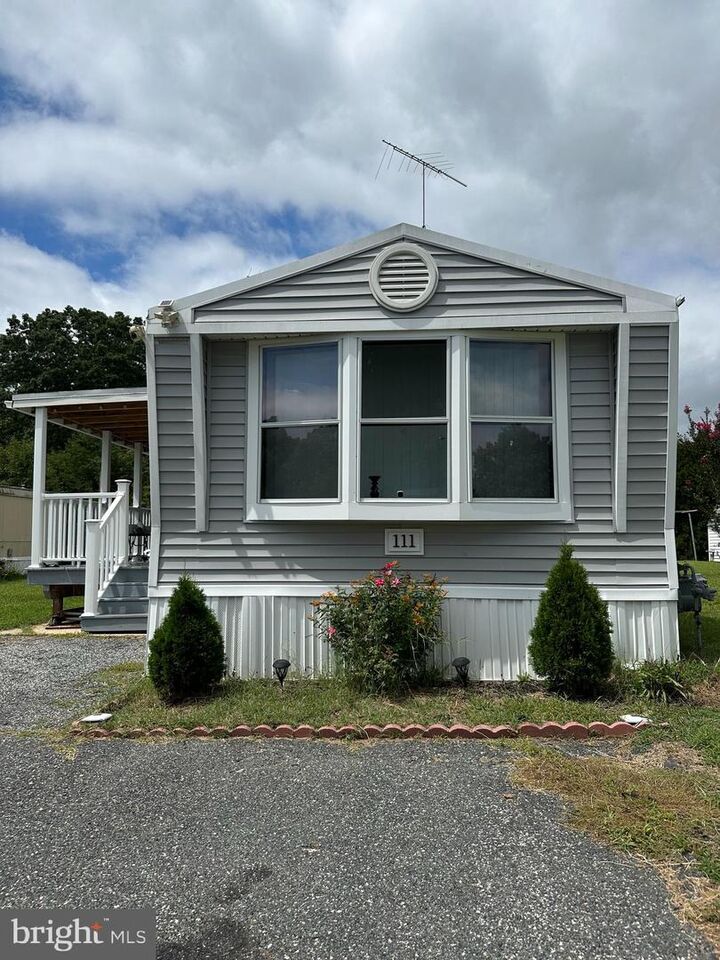 Property Photo:  450 Clarks Pond Road 111 Lexington Dr  NJ 08302 