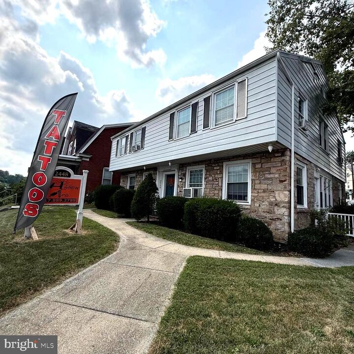Property Photo: 2448 Walnut Street PA 17103