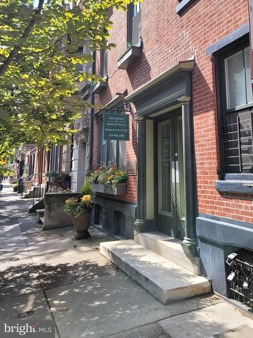 Property Photo: 338 S 16th Street 1 PA 19102
