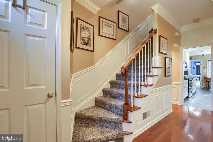Property Photo:  52 Devonshire Square  PA 17050 