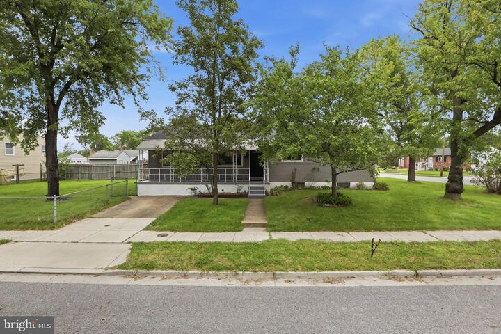 Property Photo:  205 Hollywood Court  MD 21060 