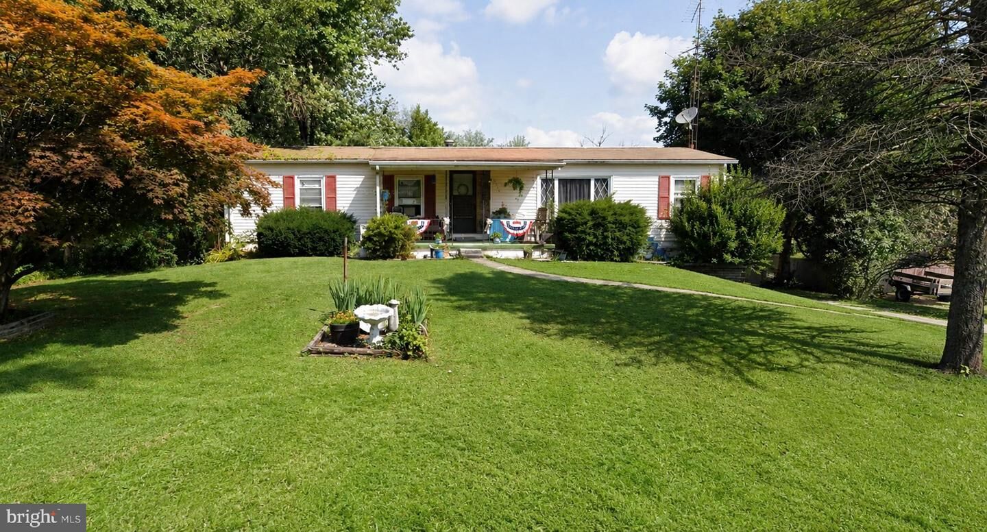 Property Photo:  4040 Brownton Road  PA 17322 