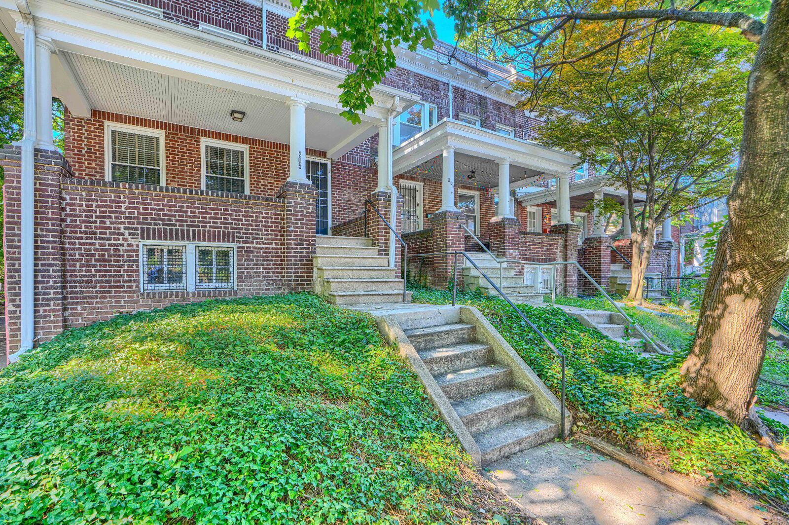 Property Photo: 205 E 32nd MD 21218