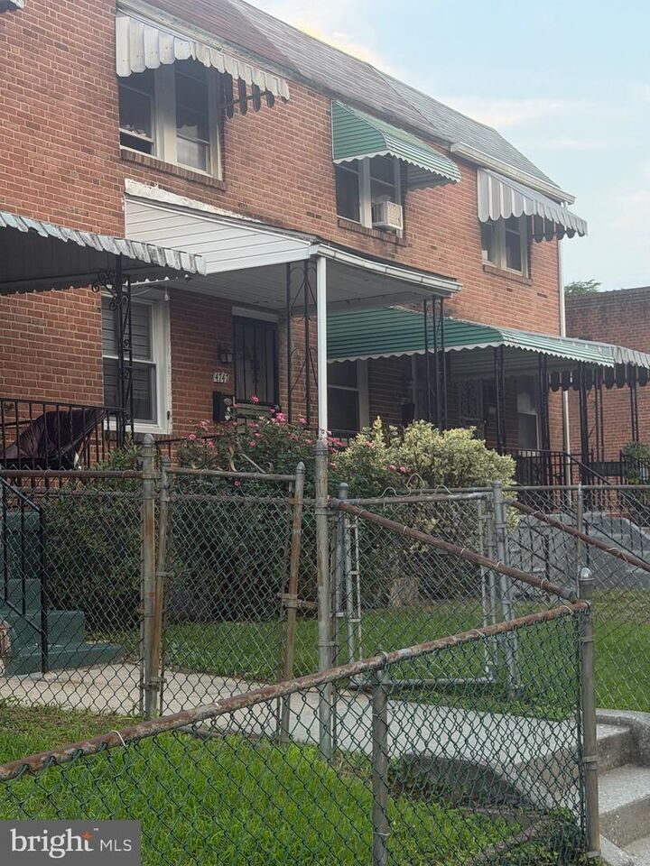 Property Photo: 4747 Ivanhoe Avenue MD 21212