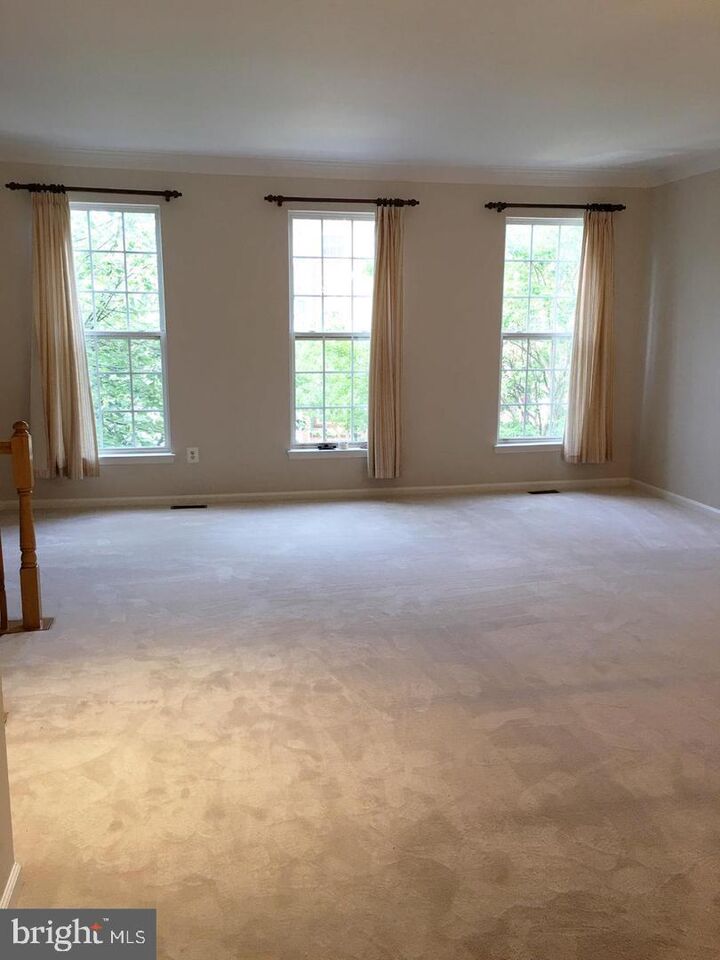 Property Photo:  6264 Shackelford Terrace  VA 22312 