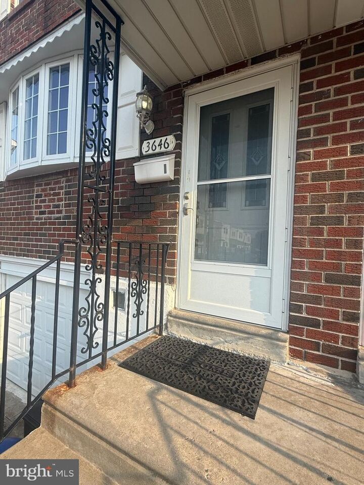 Property Photo:  3646 Genesee Drive  PA 19154 