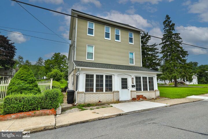 Property Photo: 726 Garibaldi Avenue PA 18013
